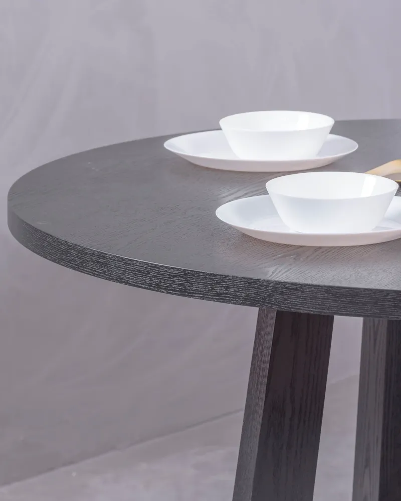 Round dining table in natural ash | 5-year warranty - Nest dream