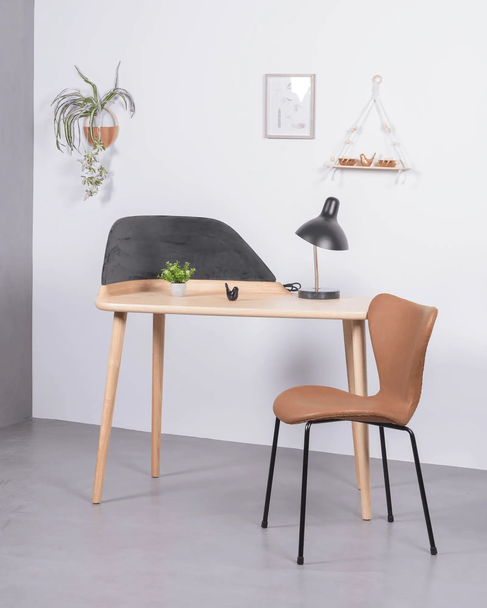 Designa desk hotsell