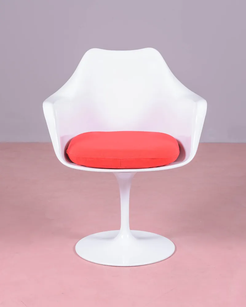 Chaise Tulip Arms avec accoudoirs pour salle à manger | Garantie de 5 ans avec Nest Dream