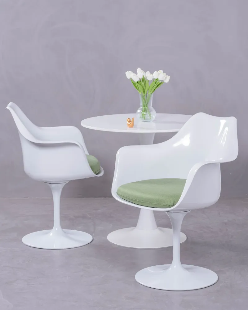 Chaise Tulip Arms avec accoudoirs pour salle à manger | Garantie de 5 ans avec Nest Dream