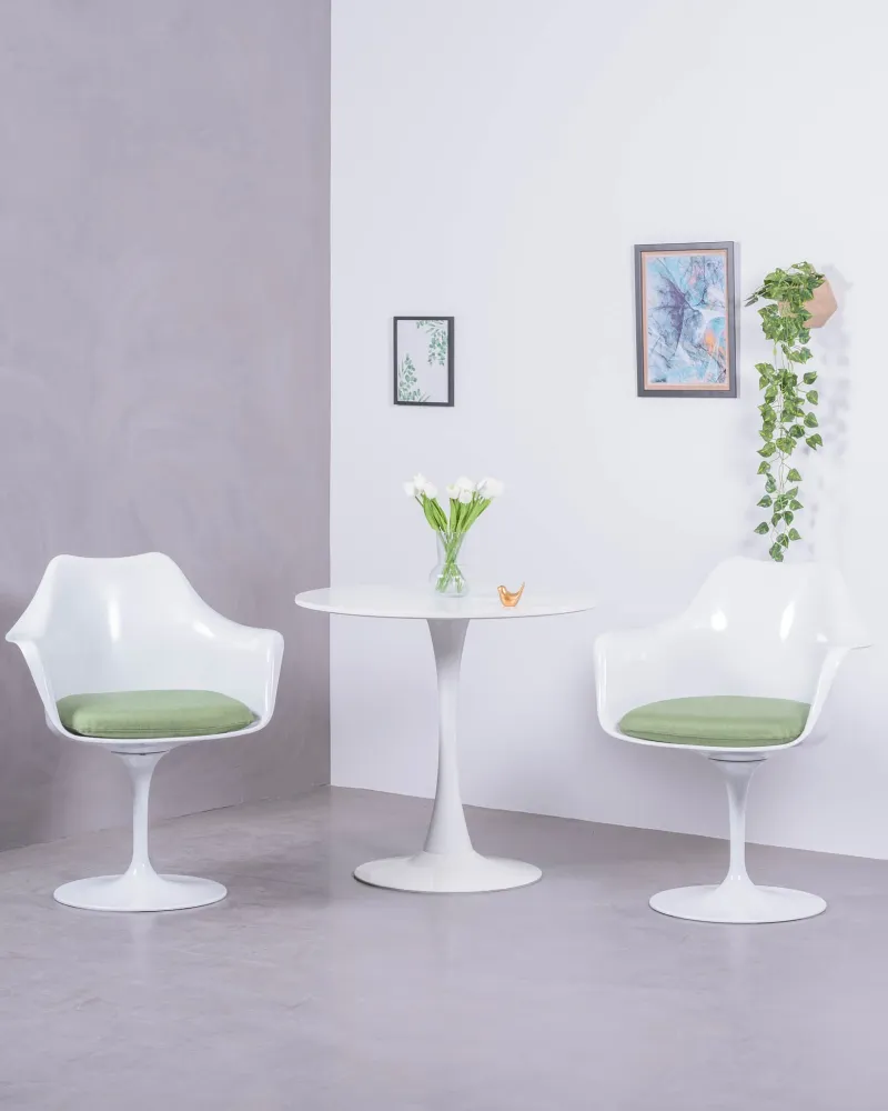 Chaise Tulip Arms avec accoudoirs pour salle à manger | Garantie de 5 ans avec Nest Dream