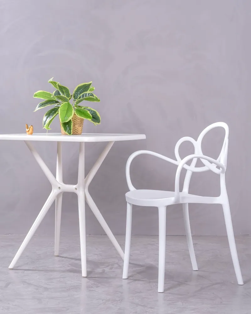 Silla de diseño Dream con brazos apta para exterior | Nest Dream