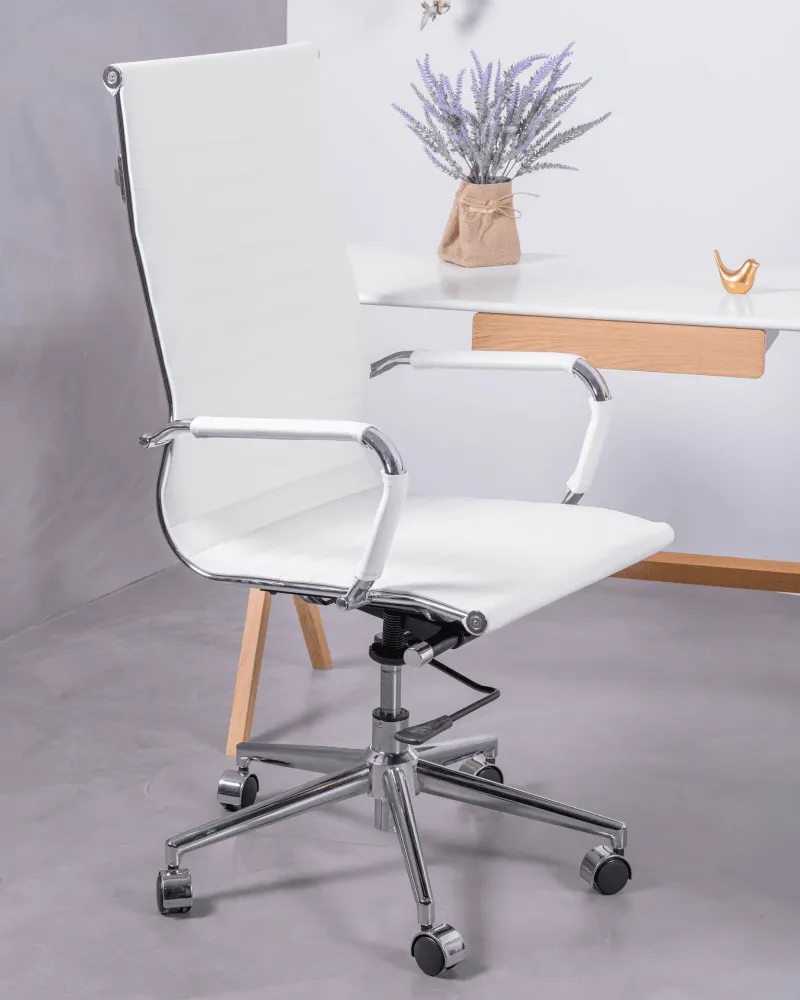 Chaise de bureau à dossier haut rembourrée en similicuir | Nest Dream