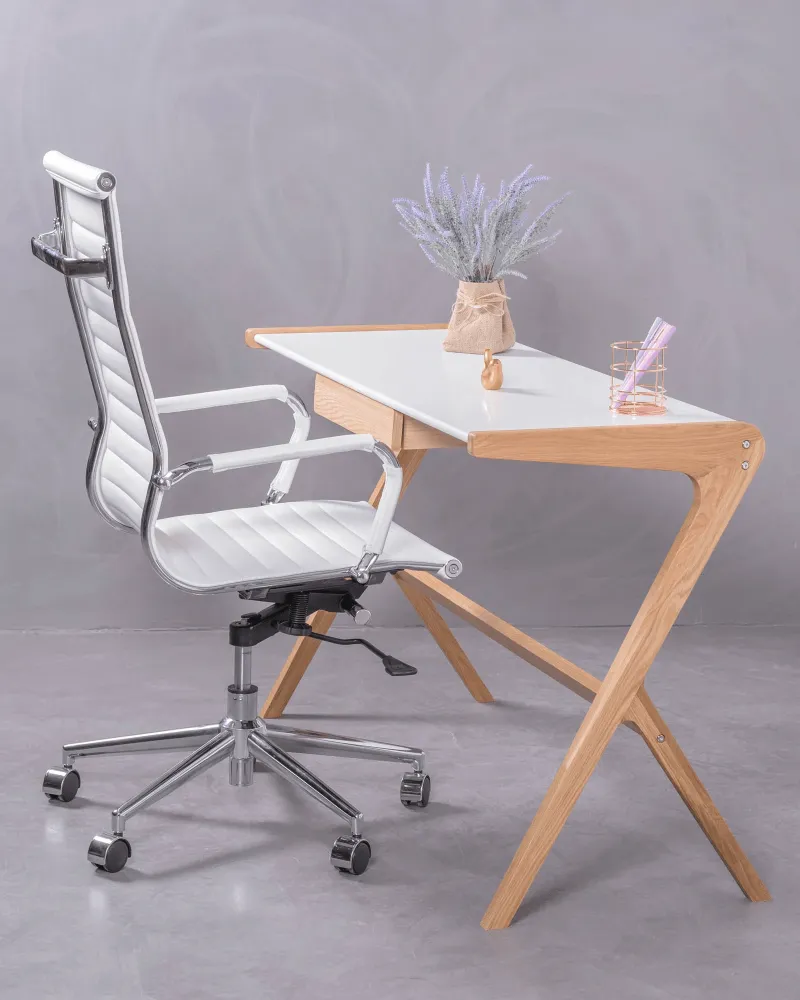 Chaise de bureau à dossier haut rembourrée en similicuir | Nest Dream