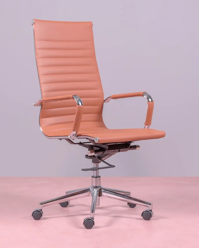 Sedia da ufficio con schienale alto rivestita in similpelle | Nest Dream