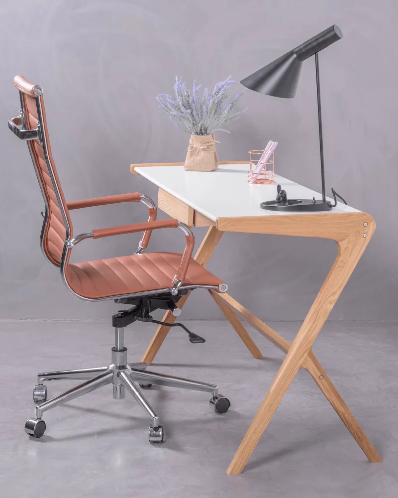 Bürostuhl mit hoher Rückenlehne, gepolstert mit Kunstleder | Nest Dream