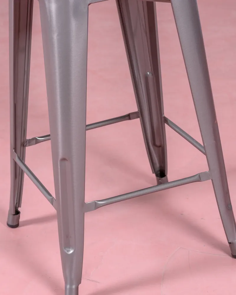 Stapelbare metalen stalen kruk (68cm) | Nest Dream meubelwinkel