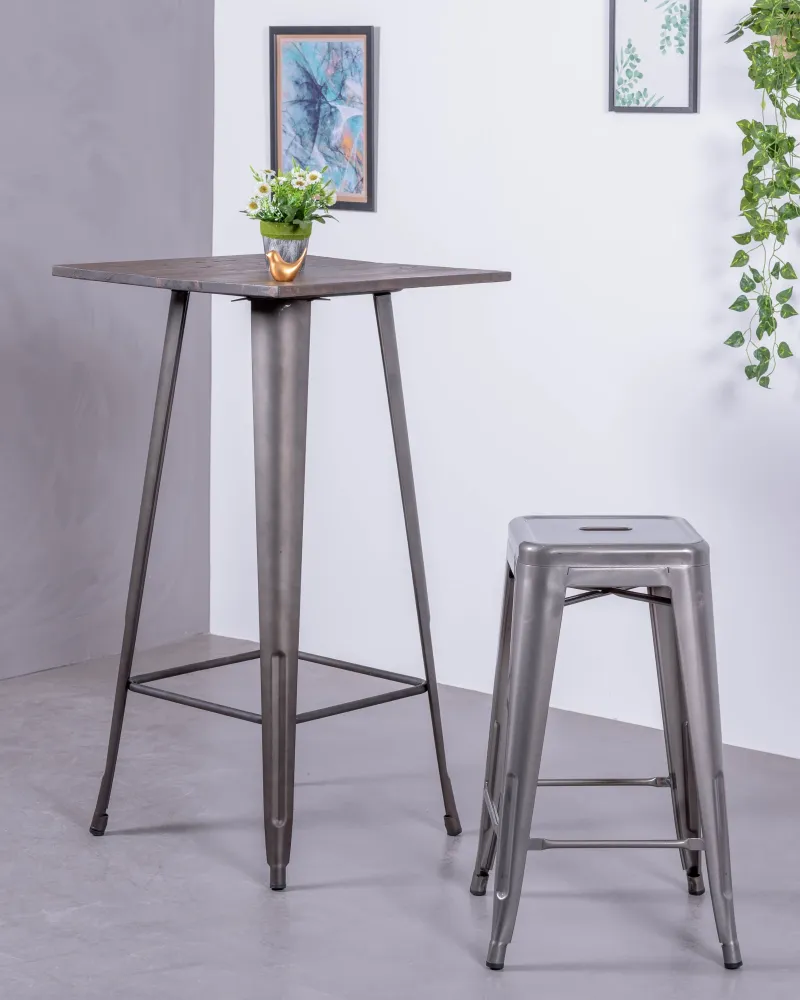 Baarijakkara metalliterästakkara (68cm) | Nest Dream
