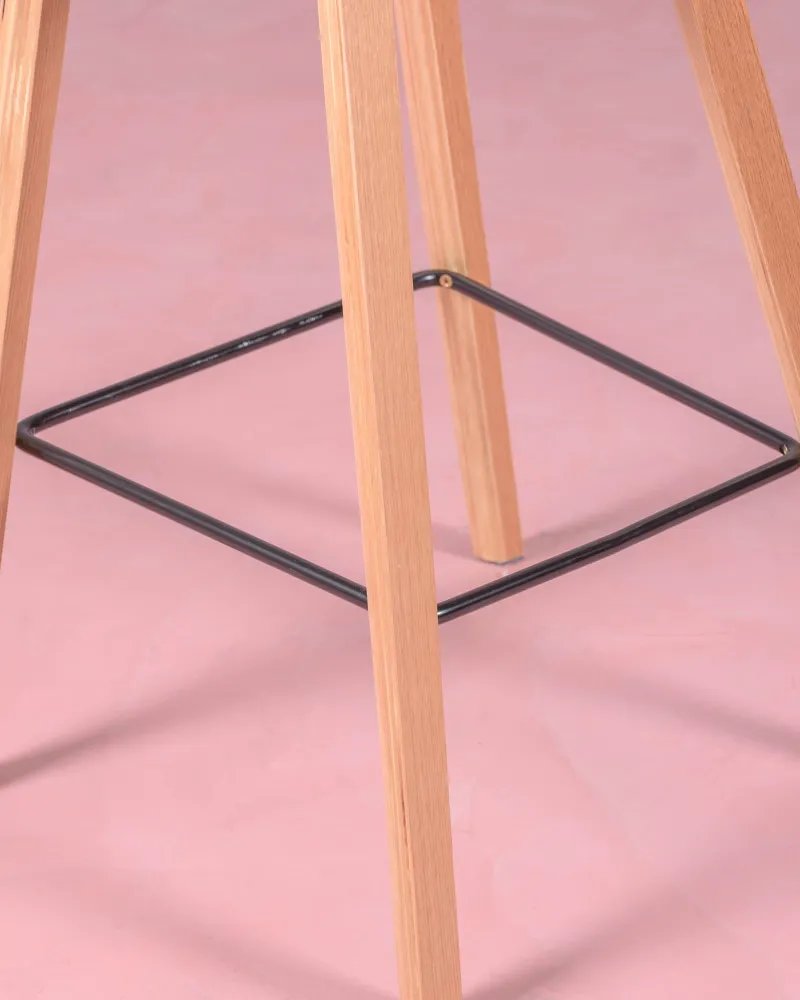 Daxer Hocker im nordischen Design mit Beinen aus Buche | Nest Dream