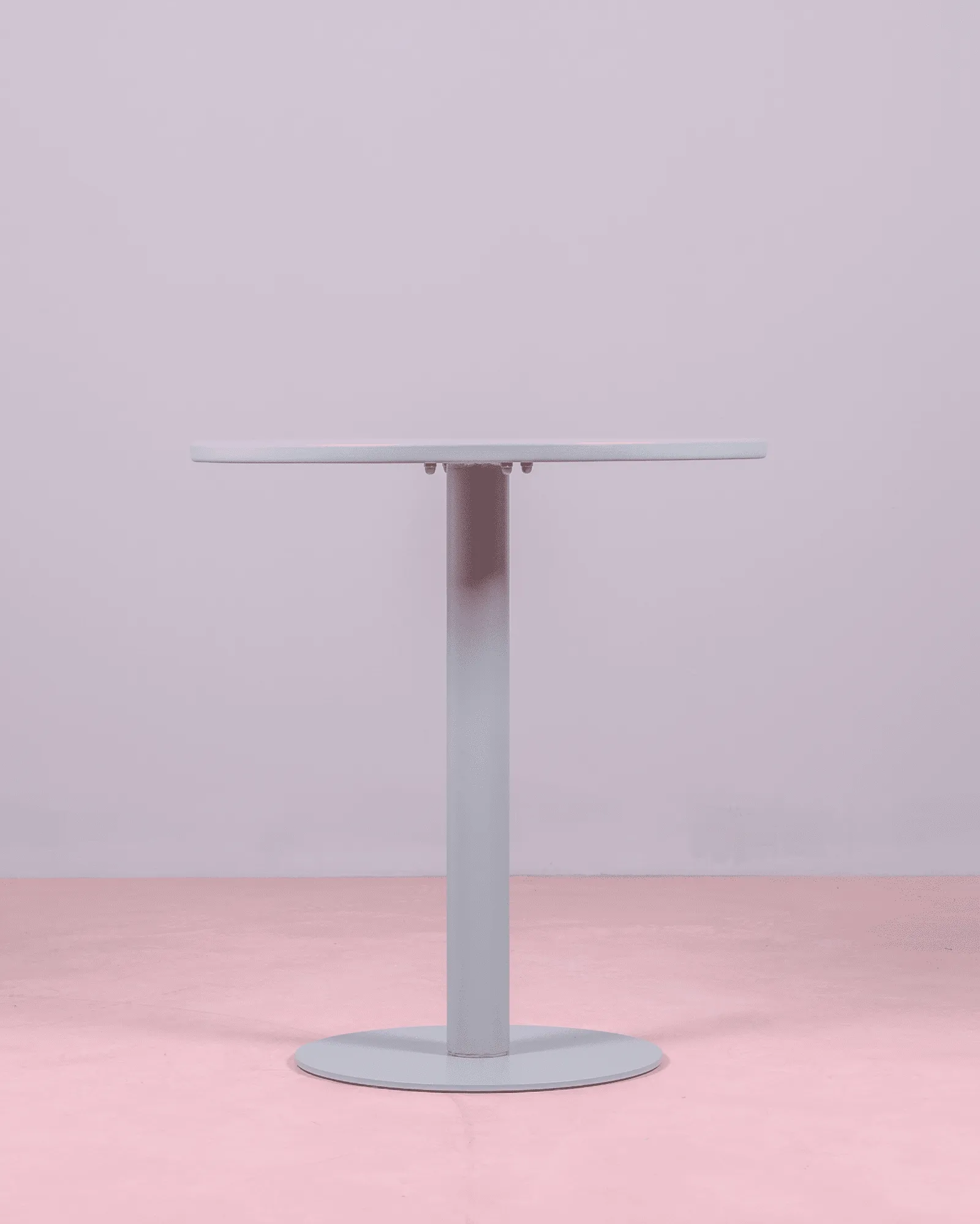 Table haute Seville en acier pour bar ou restaurant | Livraison gratuite ! Table haute Seville en acier pour bar ou restaurant | Livraison gratuite !