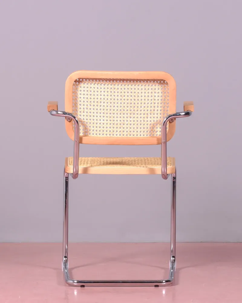 Sedia in rattan con braccioli in legno di faggio | Nest Dream