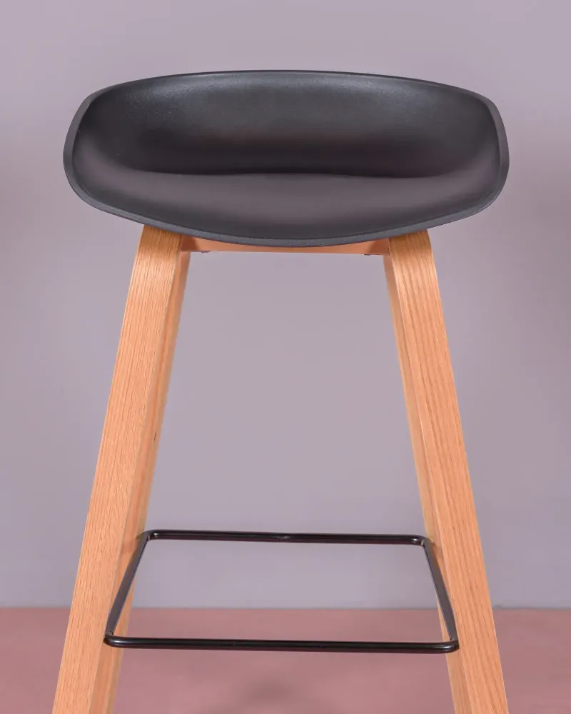 Daxer kruk Scandinavisch design met beuken poten | Nest Dream